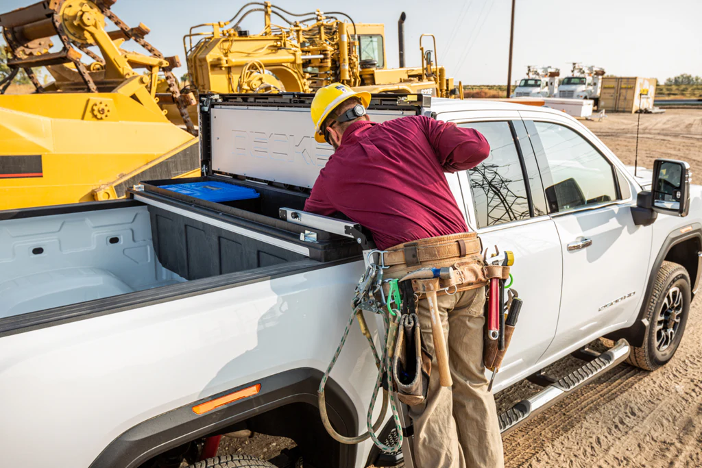 The Benefits of Installing a Flatbed Truck Tool Box